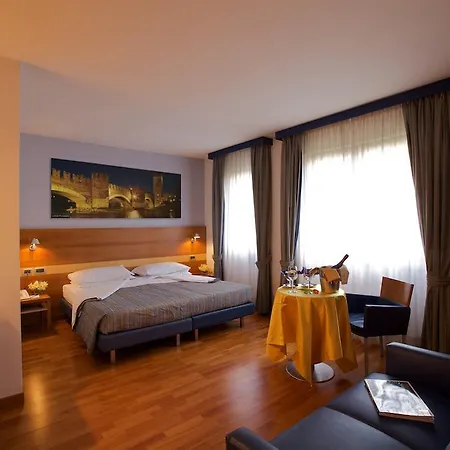 Western Fiera 4*