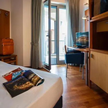 Western Fiera Hotel