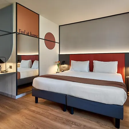 فندق Western Fiera 4*