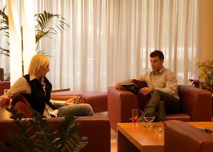 Western Fiera Hotell 4*