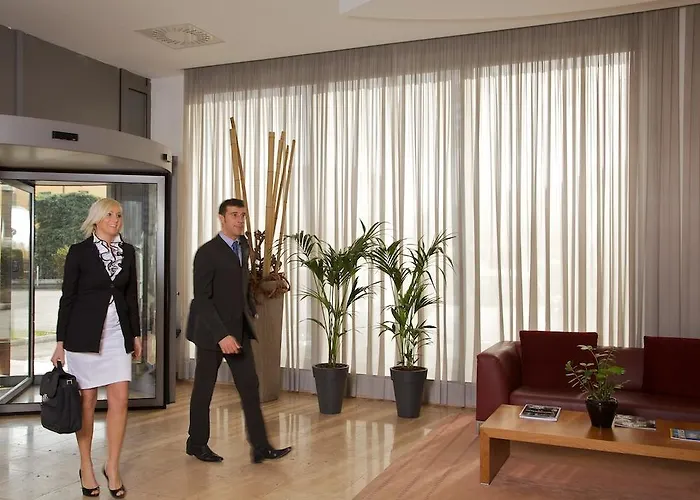 Western Fiera Hotell 4*